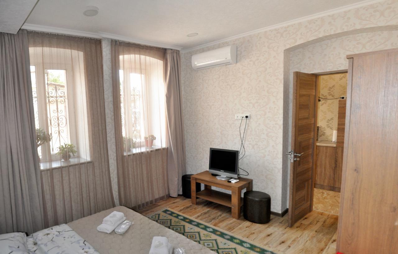 Apartments On Akhalubani St 2 تبليسي المظهر الخارجي الصورة