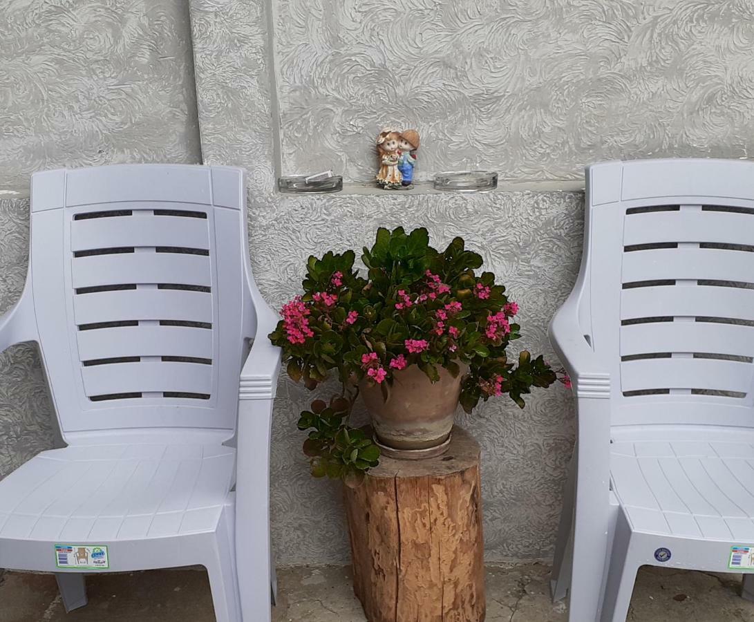 Apartments On Akhalubani St 2 تبليسي المظهر الخارجي الصورة
